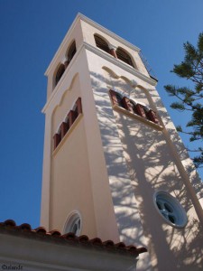 Kerktoren in Kos-Stad