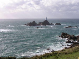 Vuurtoren in de zee/Lighthouse in the sea