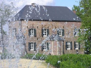 verpozen bij kasteel Erenstein