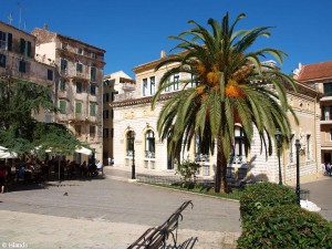 Plein in Korfoe-Stad / Square in Corfu-Town