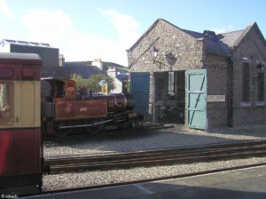 Der kleine Bahnhof von Port Erin auf der Insel Isle of Man